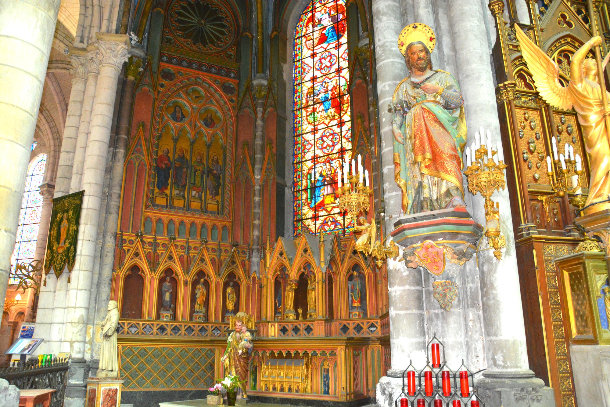 Cathédrale de Saint-Omer - Retable monumental - chapelle  saint Joseph ancienne saint Gilles