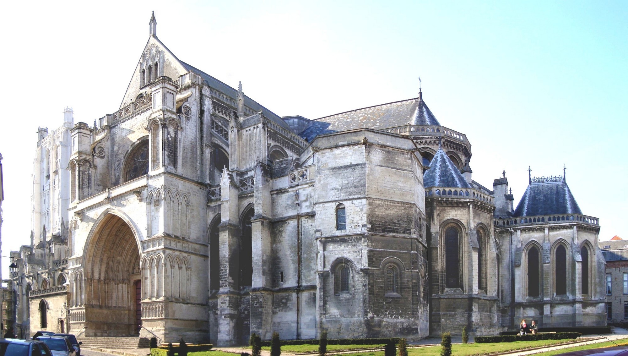 façade chevet-est de Notre-Dame de saint-omer