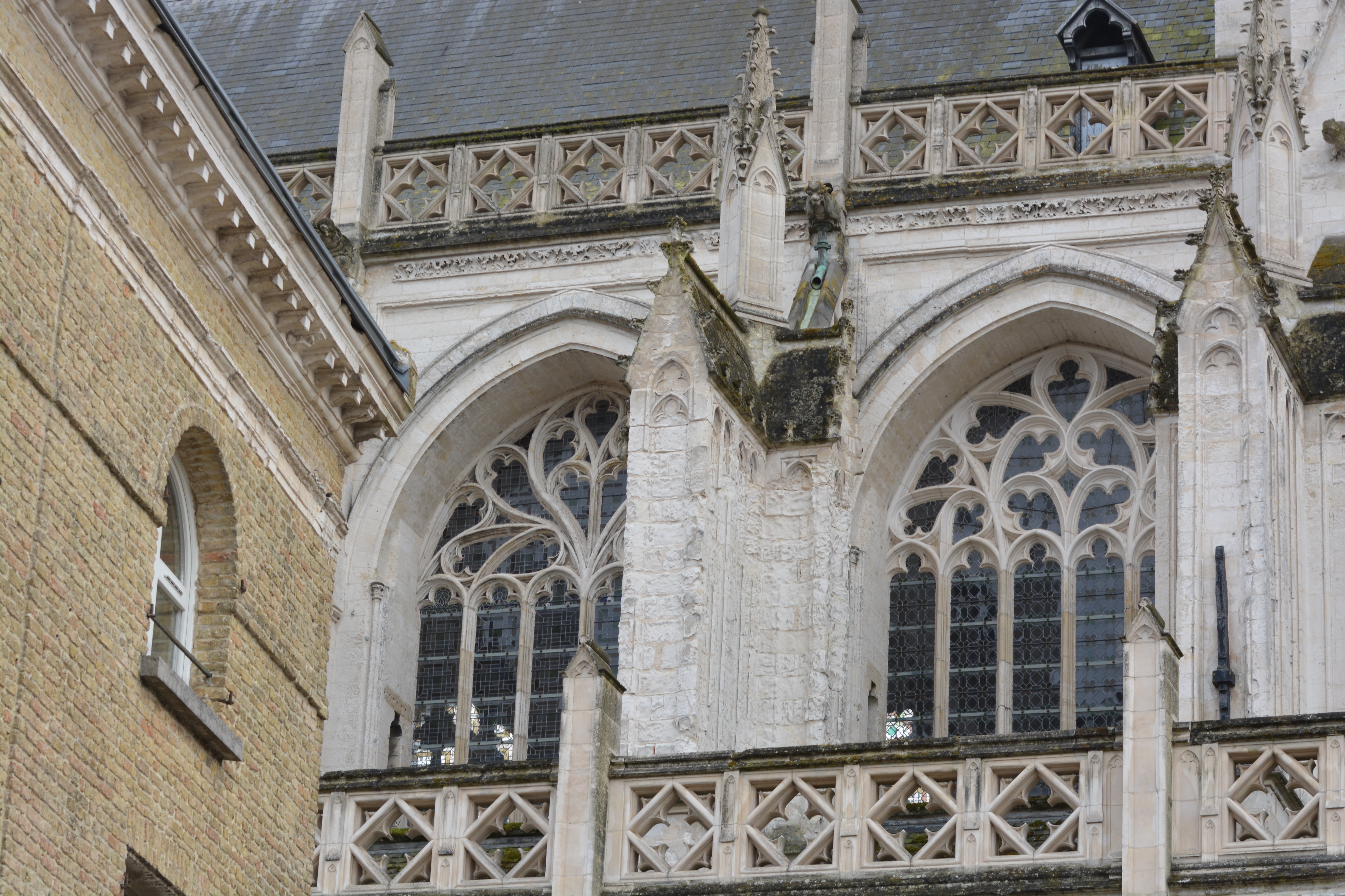 façade nef nord de Notre-Dame de saint-omer