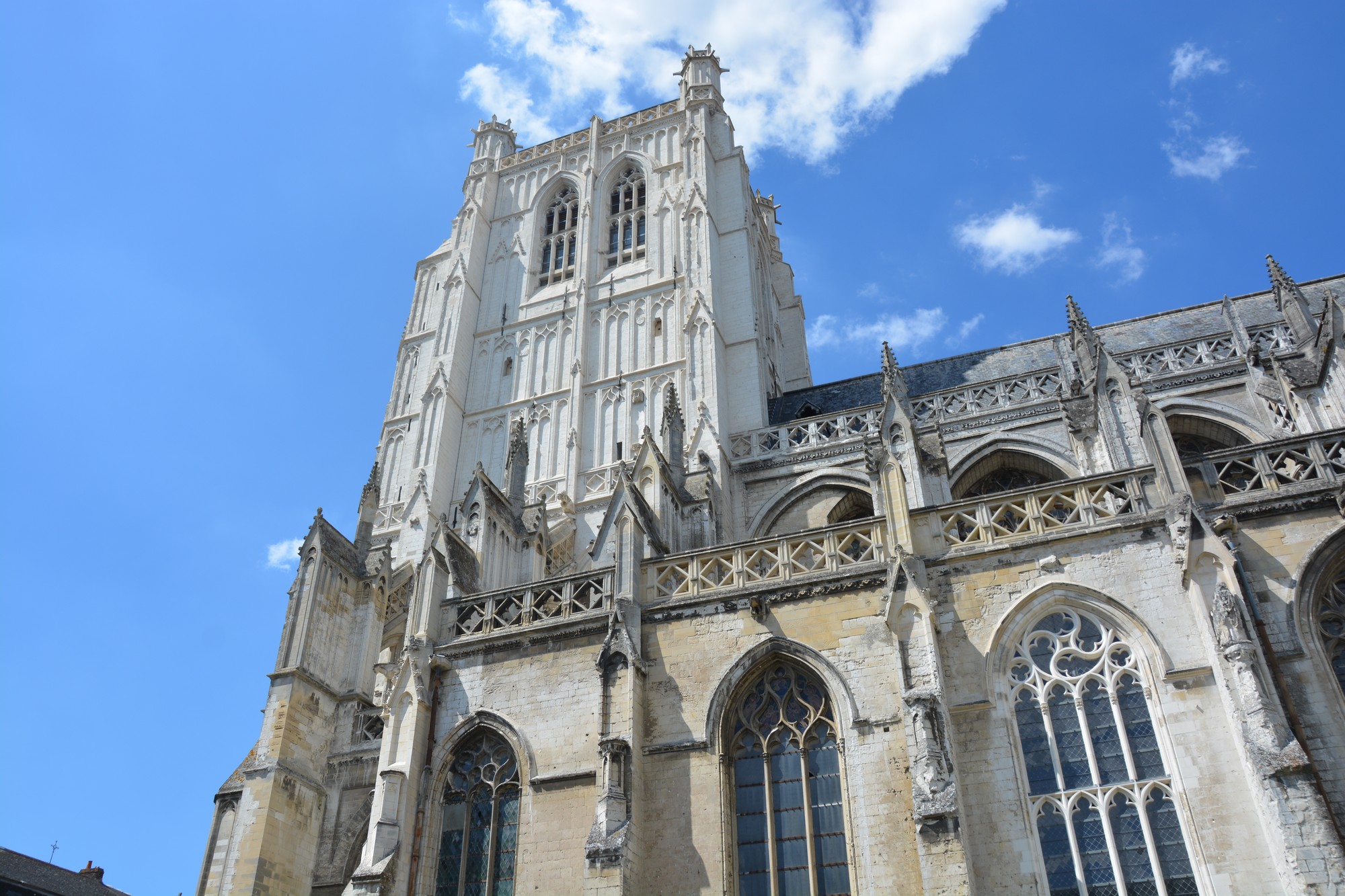 façade nef sud de Notre-Dame de saint-omer