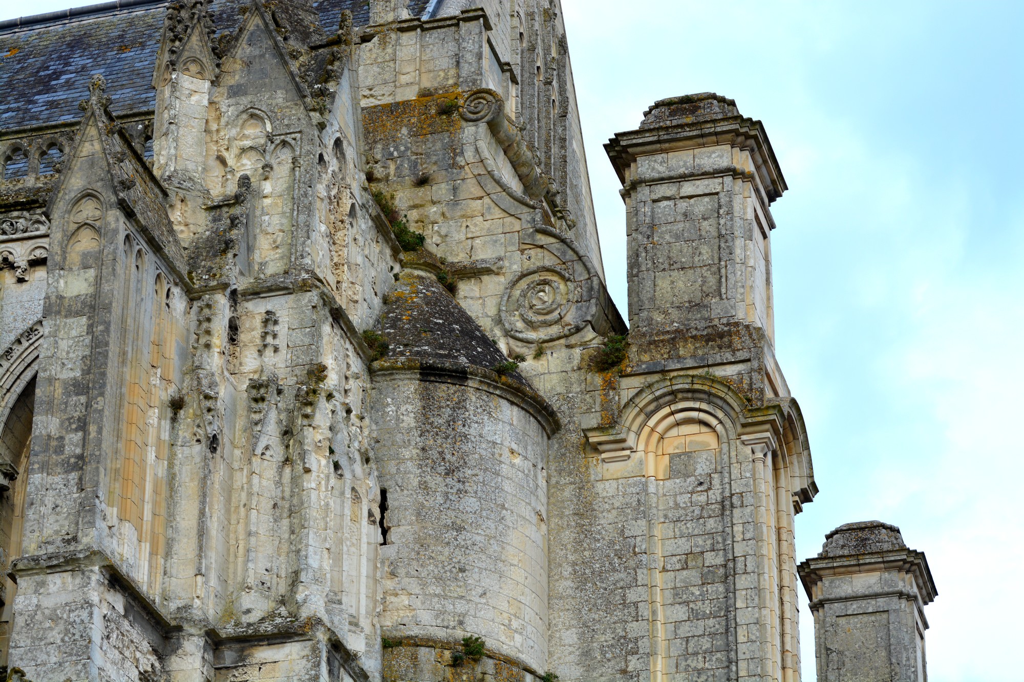 pignon et retours sud  de Notre-Dame de saint-omer