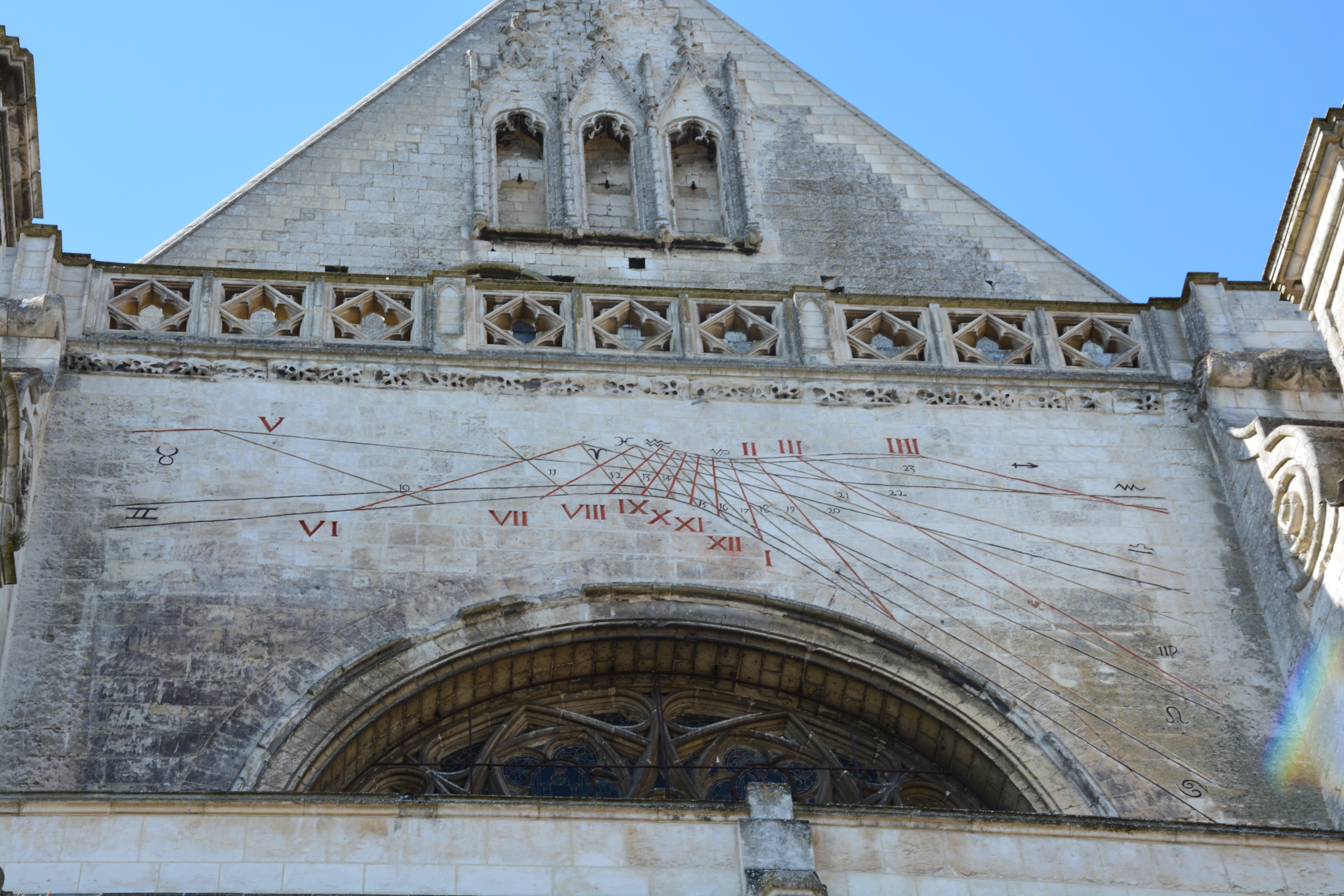 pignon et retours sud  de Notre-Dame de saint-omer