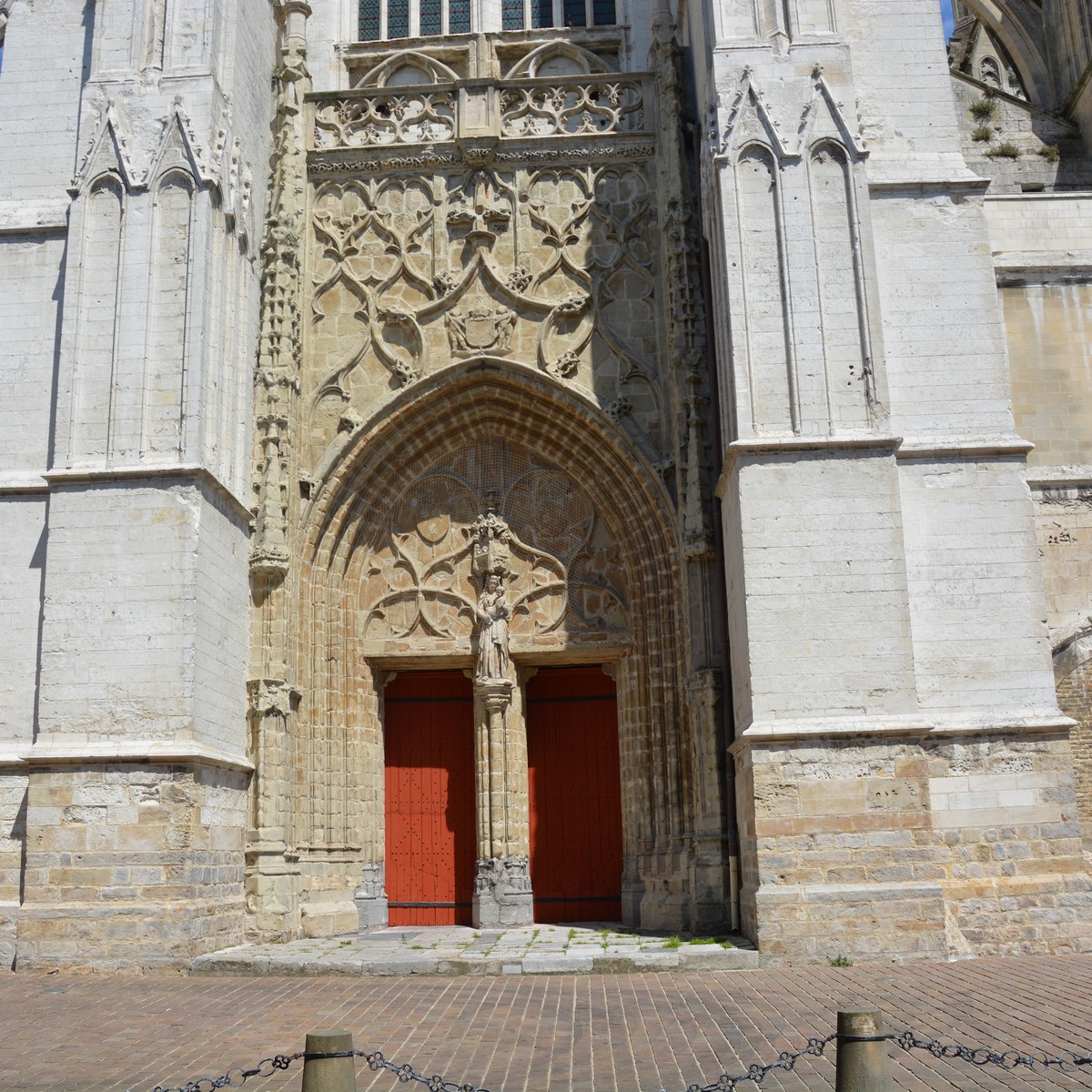 Porche ouest de Notre-Dame de saint-omer