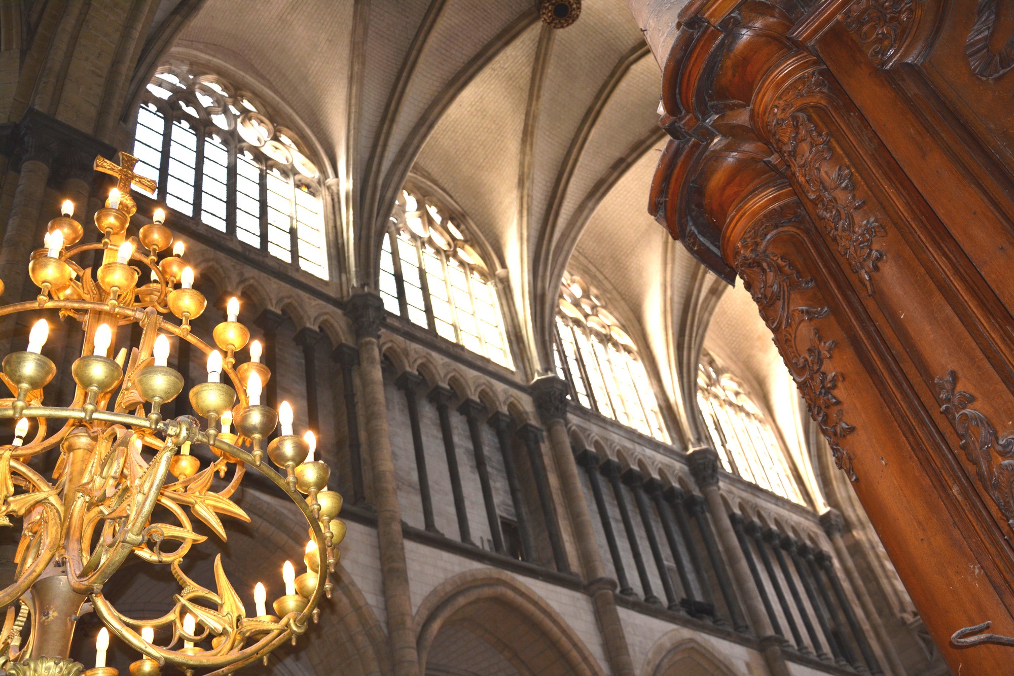 triforium du transept nord est cathédrale de saint-omer